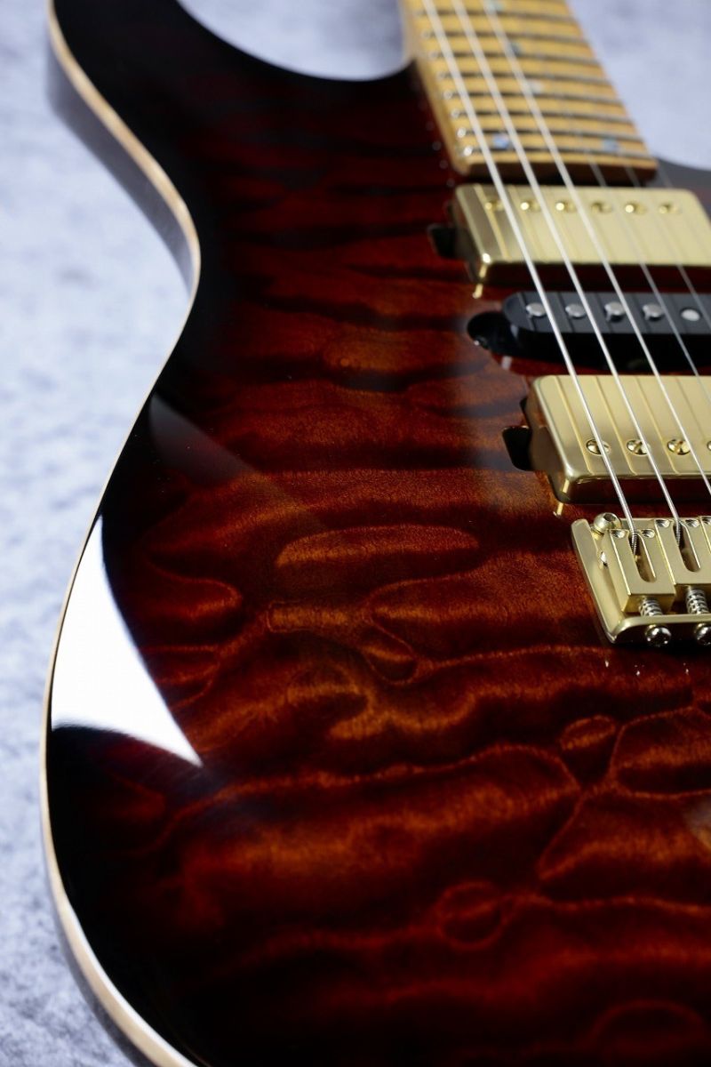 【海外限定版】 SAW BILLY 血濡れ版 ビリー ★プロテクターケース付き★ DST-Pro24 5A Quilt Maple ~Tiger Eye Burst~ | 【クロサワ楽器