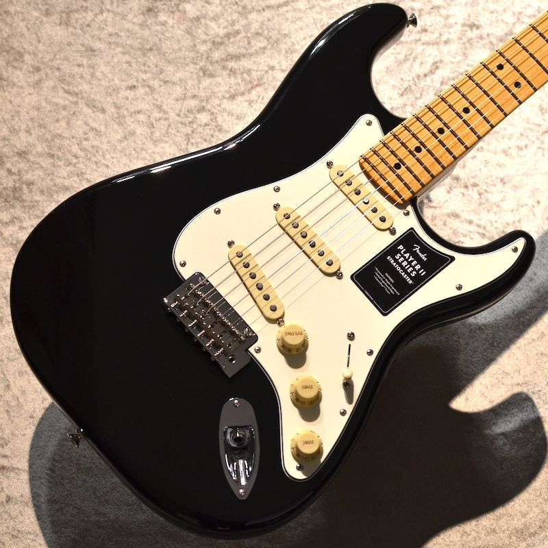 Player II Stratocaster Maple Fingerboard ～Black