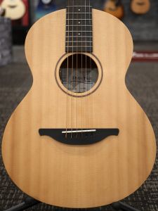Sheeran by Lowden 【新品特価(トップ焼け)】 W02 Sheeran #3208 【福岡店在庫】【分割手数料0%】【送料当社負担】