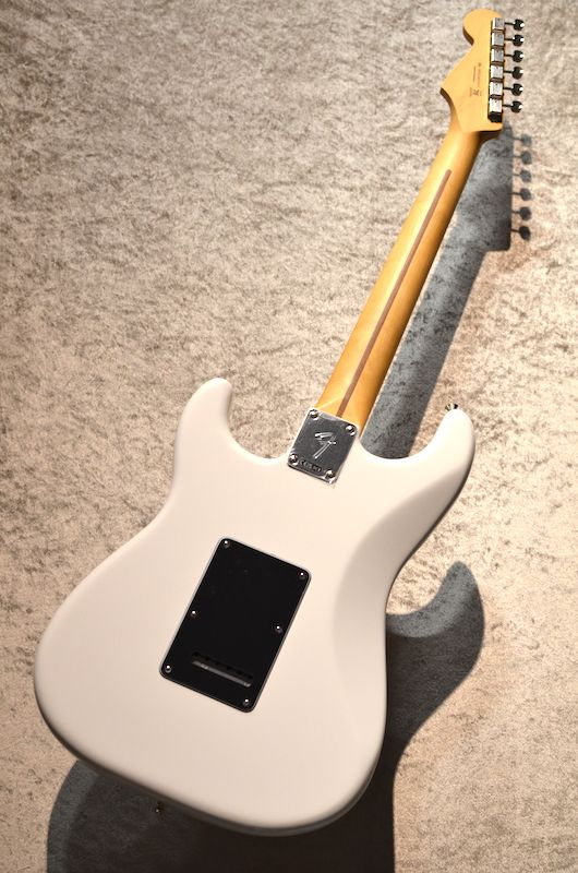 Player II Stratocaster Maple Fingerboard ～Polar White