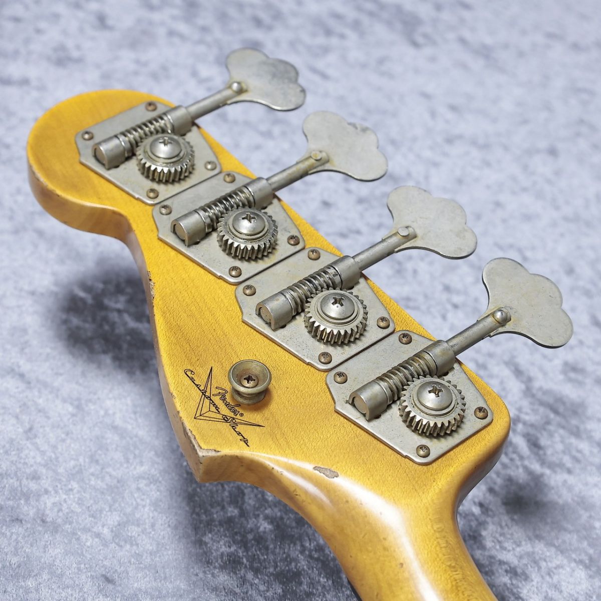 1961 Jazz Bass Heavy Relic - Vintage White - | 【クロサワ楽器店