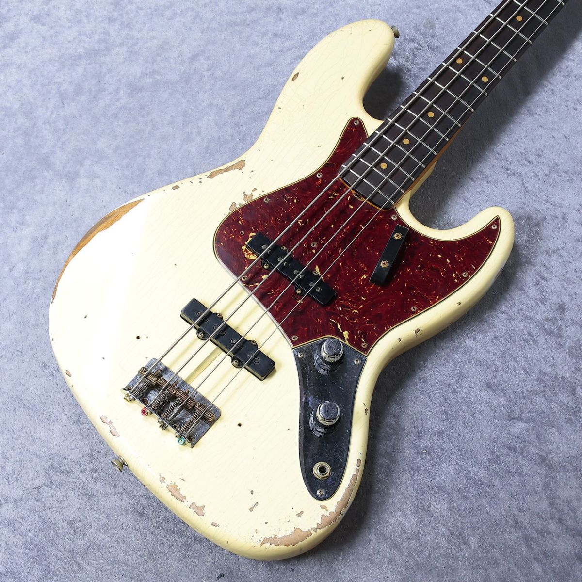 1961 Jazz Bass Heavy Relic - Vintage White - | 【クロサワ楽器店