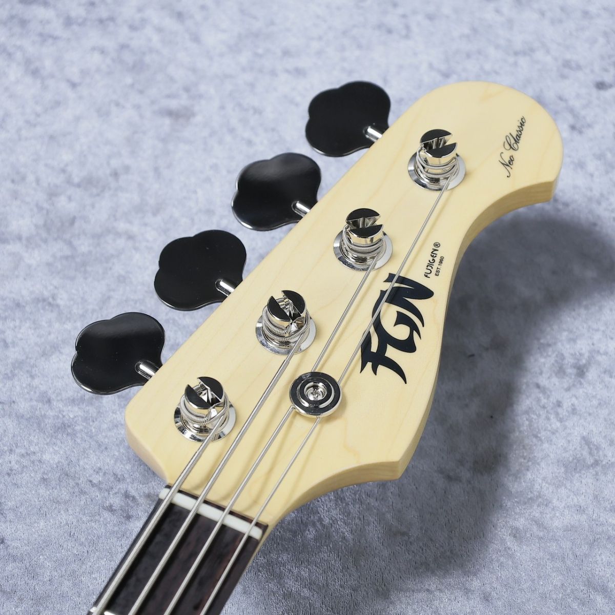 NJB100RAL - Candy Apple Green - | 【クロサワ楽器店オンライン