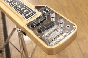 Guyatone グヤ6弦スチールギター　HG-306Cスタンド付き Yahoo!オークション - GUYATONE グヤトーン HG-308C スチール
