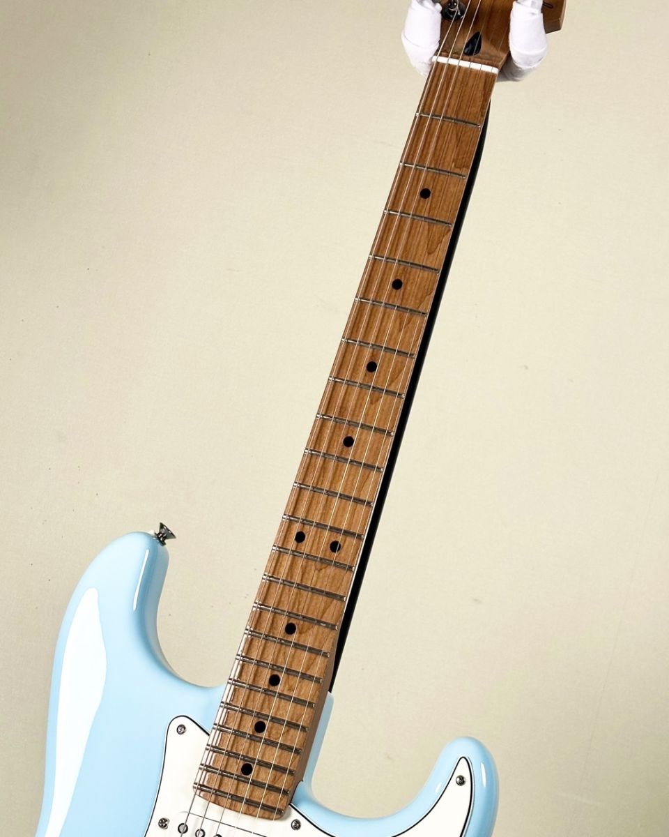 Limited Player II Stratocaster Roasted Maple Neck -Sonic