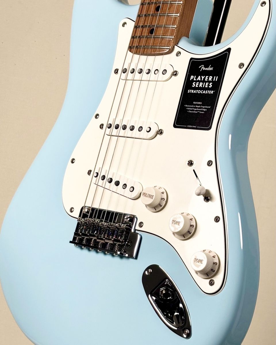 Limited Player II Stratocaster Roasted Maple Neck -Sonic