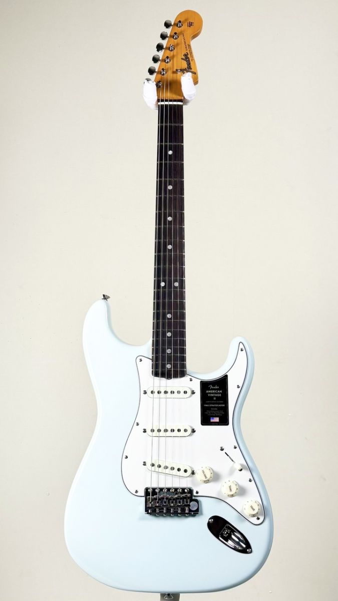 American Vintage Ⅱ 1965 Stratocaster -Sonic Blue