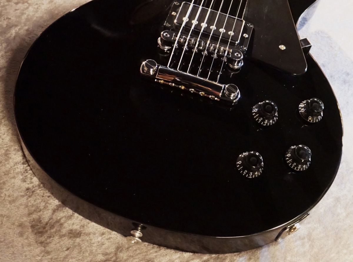 ブラック レスポール！Prologue Epiphone Les Paul Custom Ebony