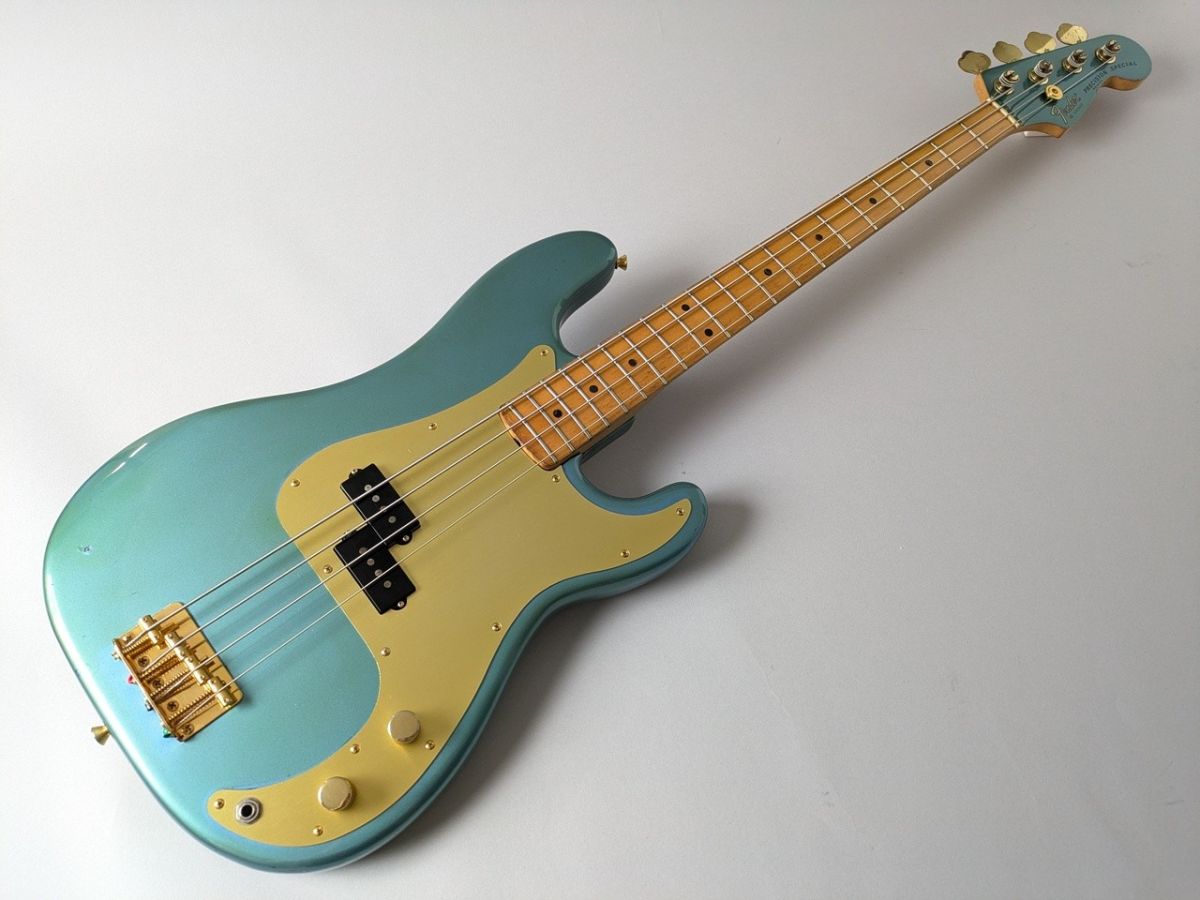 Fender USA Precision Special アクティブ回路 Fender USA Precision Special Walnut 税込販売価格 ￥268,000
