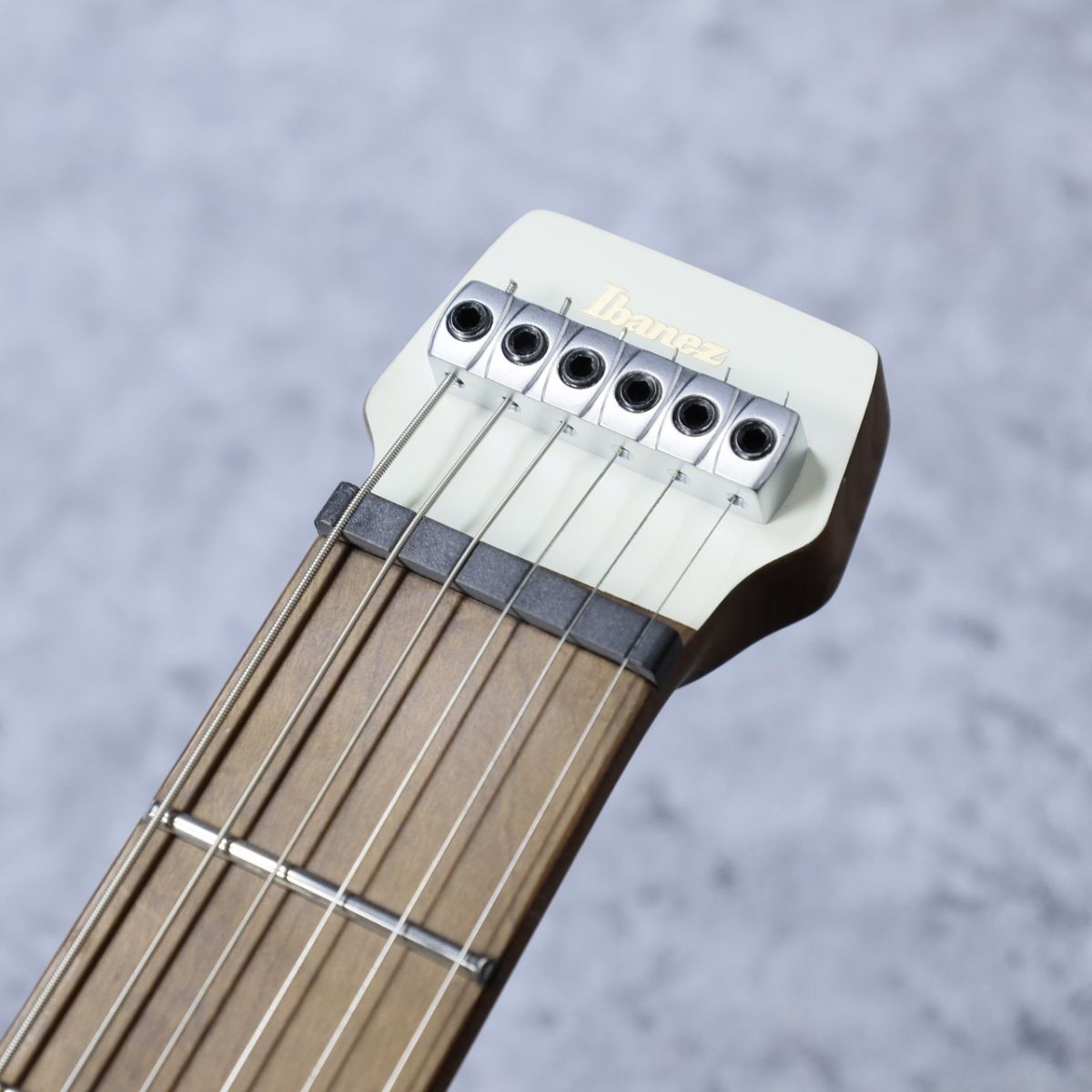 ICHI10 Vintage White Matte | 【クロサワ楽器店オンラインショップ