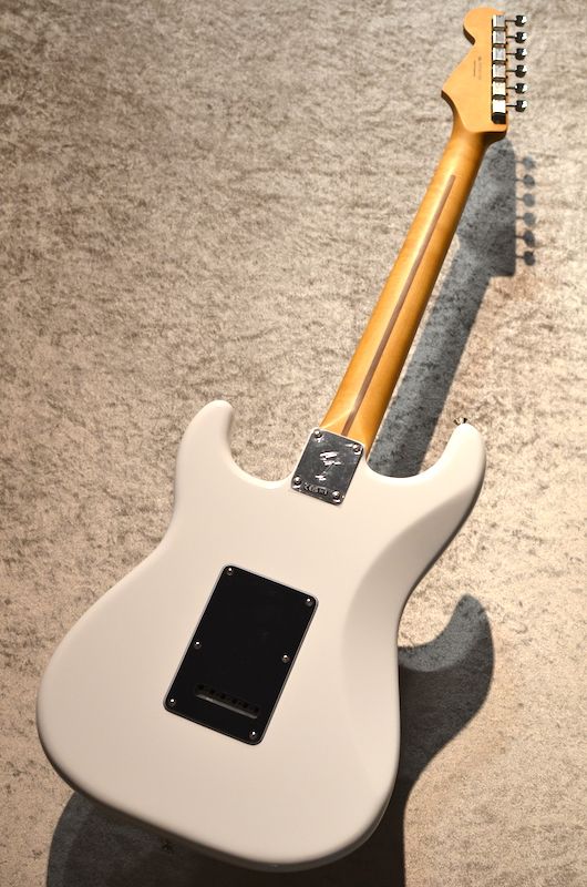 新品同様Fender Player II Stratocasterおまけ８点付き Fender MEX Player II Stratocaster (White Blonde/Rosewood