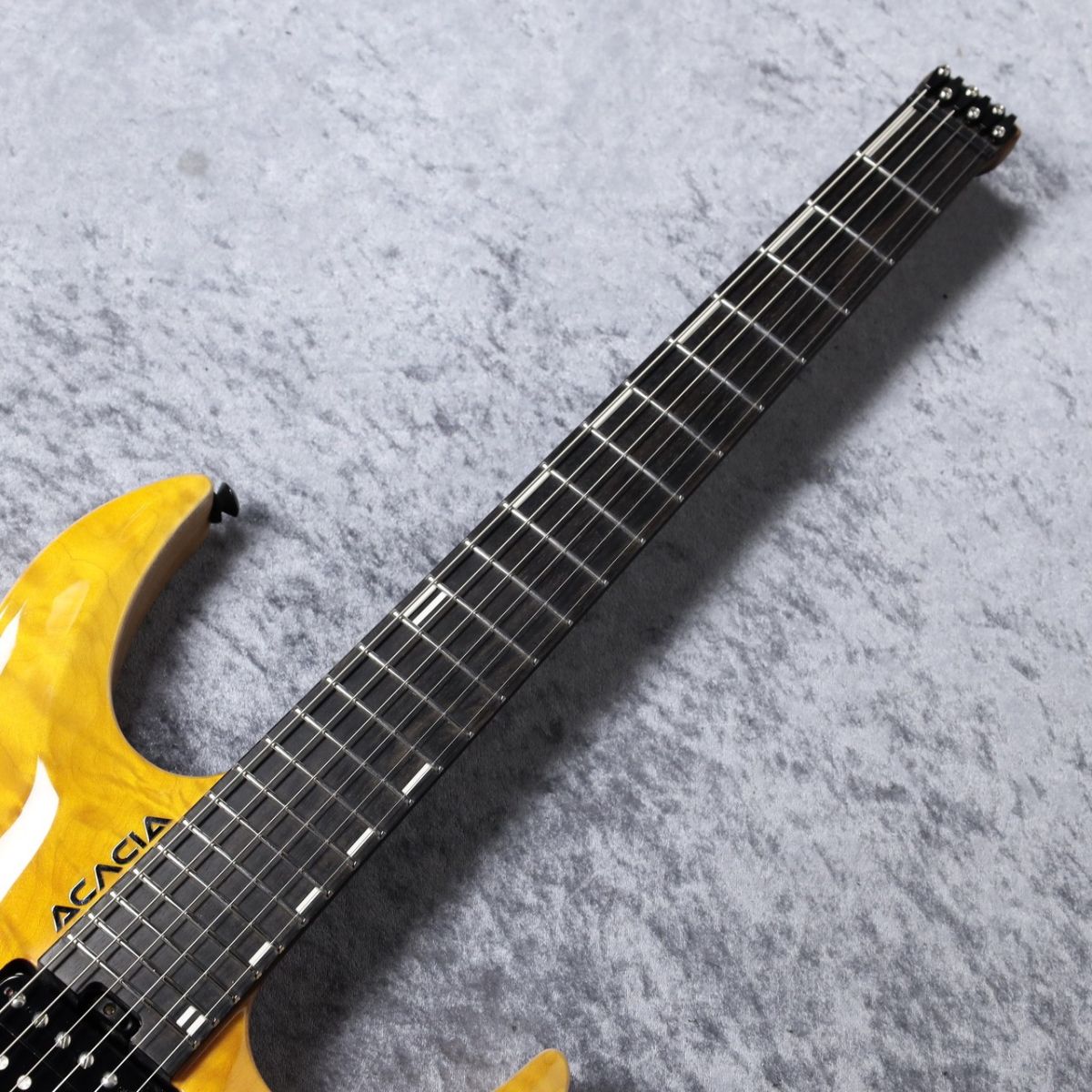 ACACIA GUITARS Medusa6 ヘッドレスギター 6弦