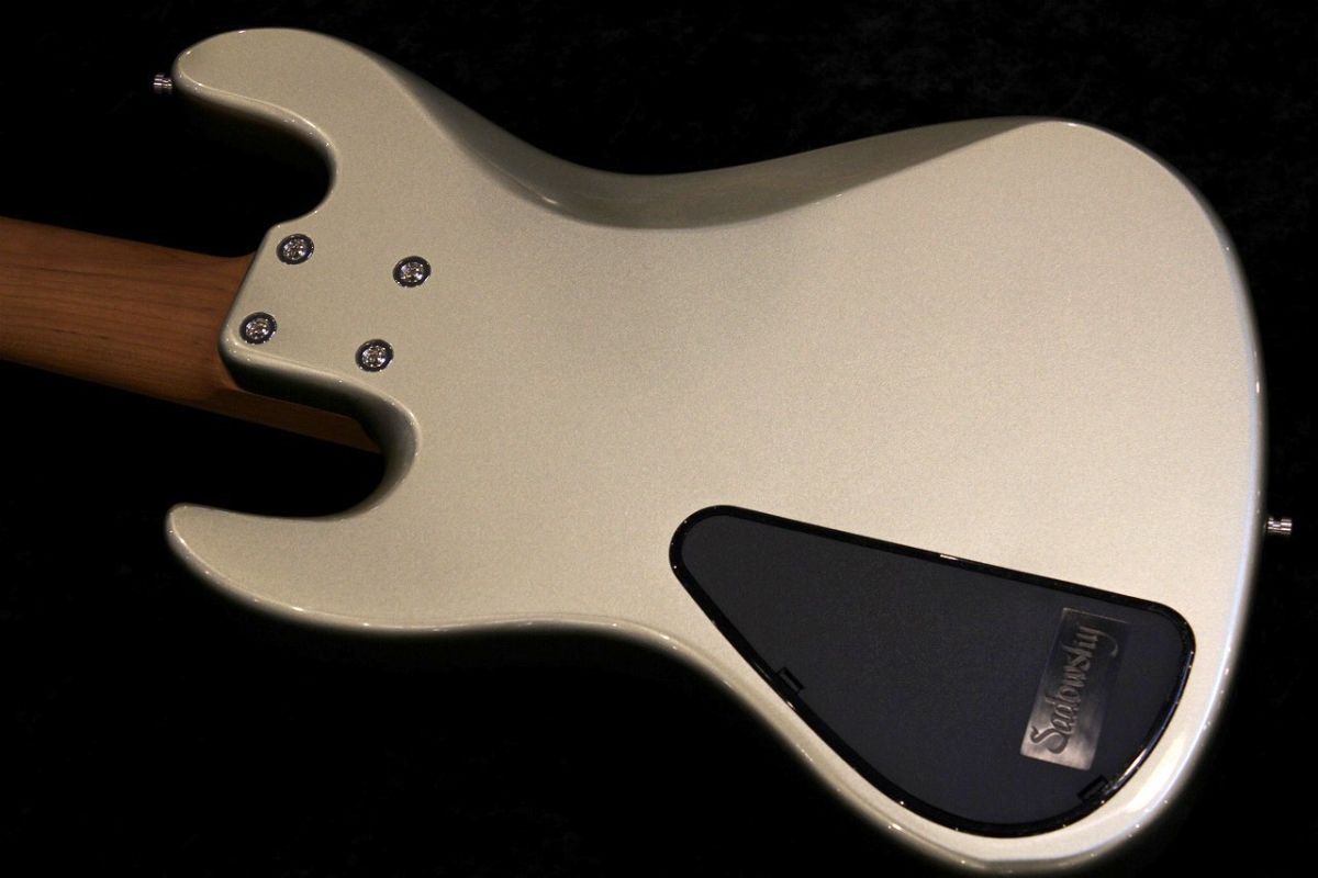 MetroExpress MX21 VJ5 MP -Maple Fingerboard/Champagne Metallic