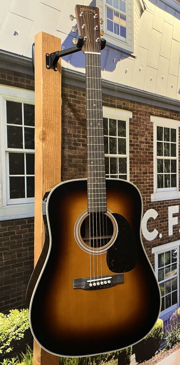 日本総本店】【サンバーストフィニッシュ】HD-28Standard