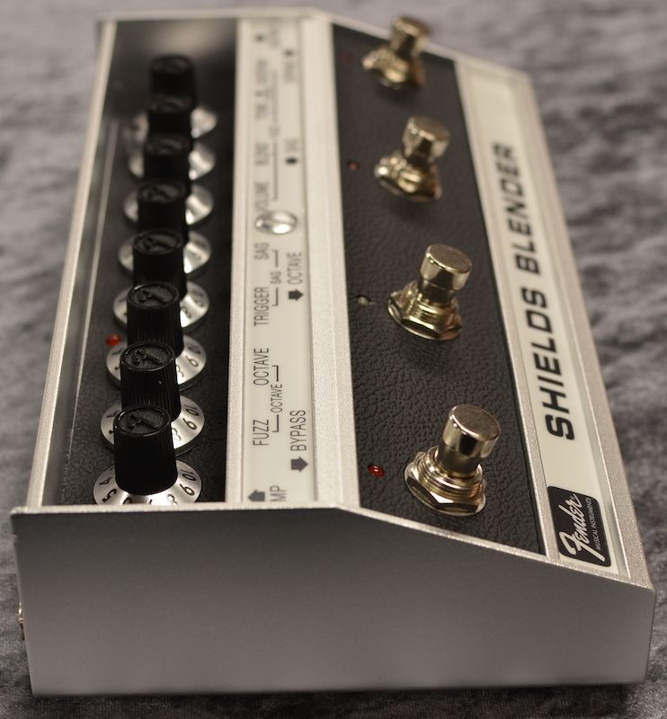 FENDER フェンダー Shields Blender ファズ Fender Shields Blender – Motor City Guitar