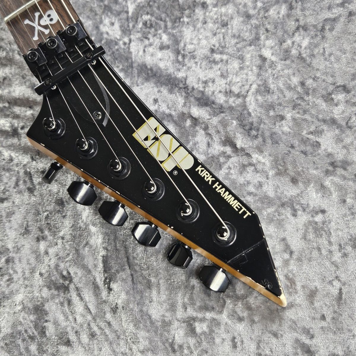 KH-2 Vintage -Distressed Black(Lacquer) with Sticker