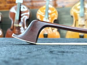 コントラバスの弓　カールミュラー　No.14 Karl Muller No.14 (German) | 【クロサワ楽器店オンライン
