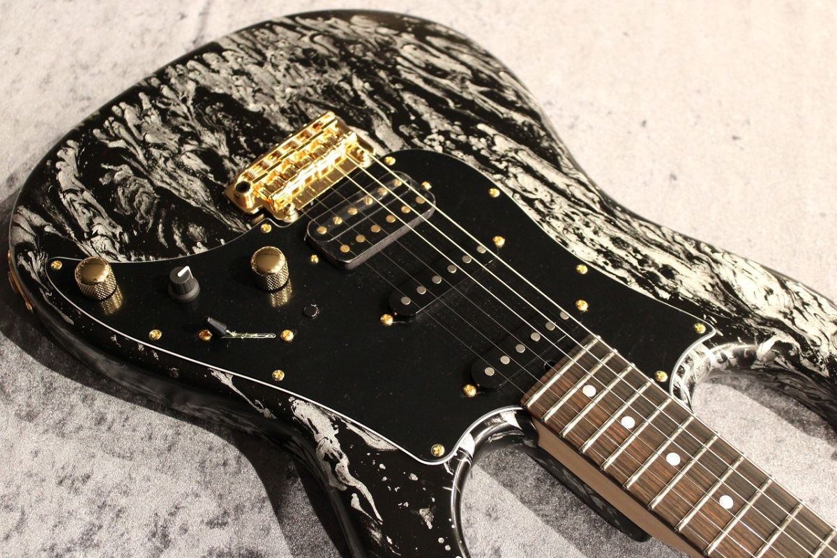 USA Studio Elite HD/ Swamp Ash Body/ M.Ebony FB/ Black