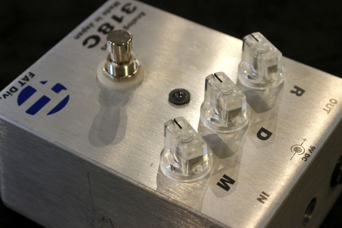 FAT 318C コーラス　fat製キャップ付き　tak bz 318C / Analog Chorus | 【クロサワ楽器店オンラインショップ