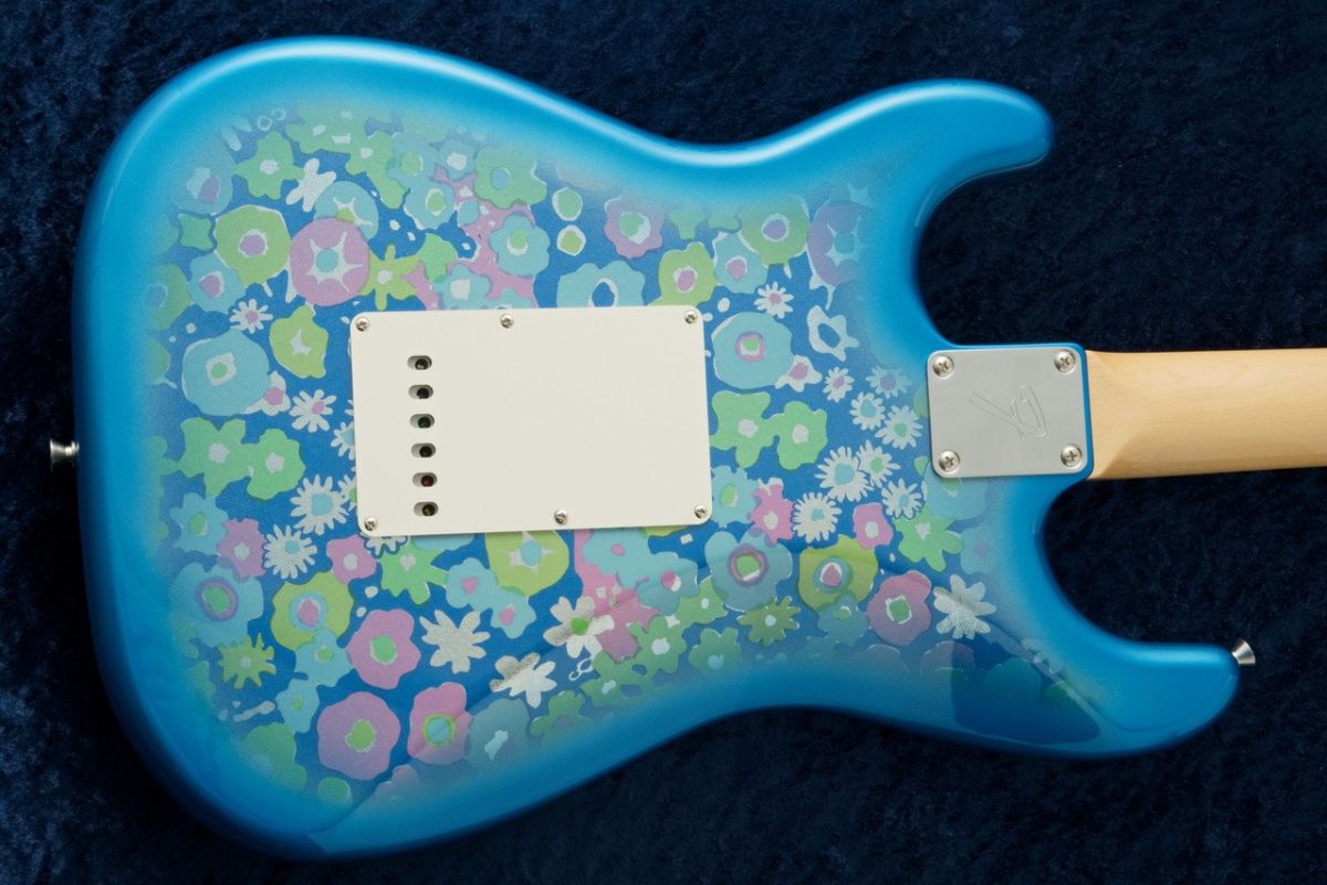 Made in Japan Limited Stratocaster -Blue Flower-#JD25015744