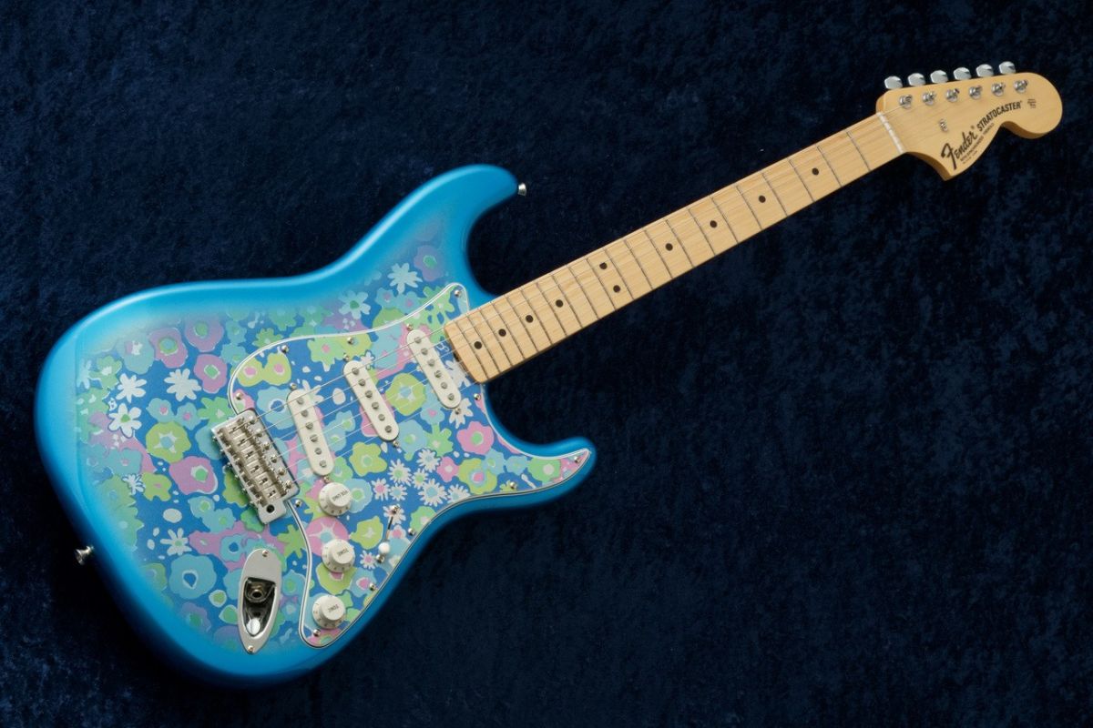 Made in Japan Limited Stratocaster -Blue Flower-#JD25015744
