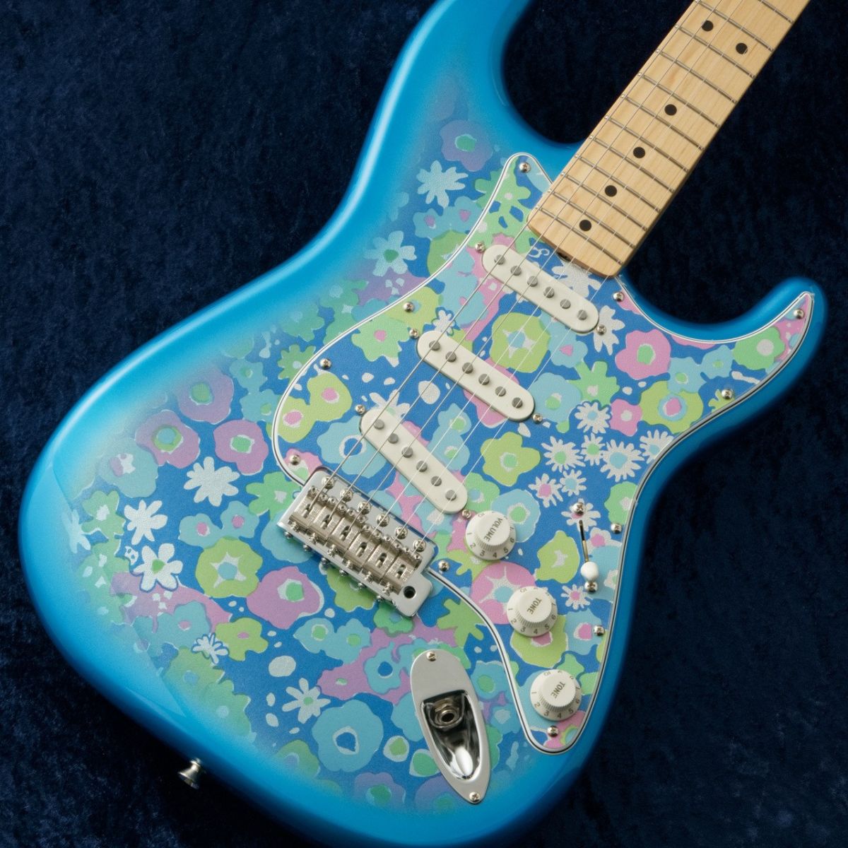 ジェダイスプラッシュプルーフデカールフラワー Made in Japan Limited Stratocaster -Blue Flower-#JD25015744