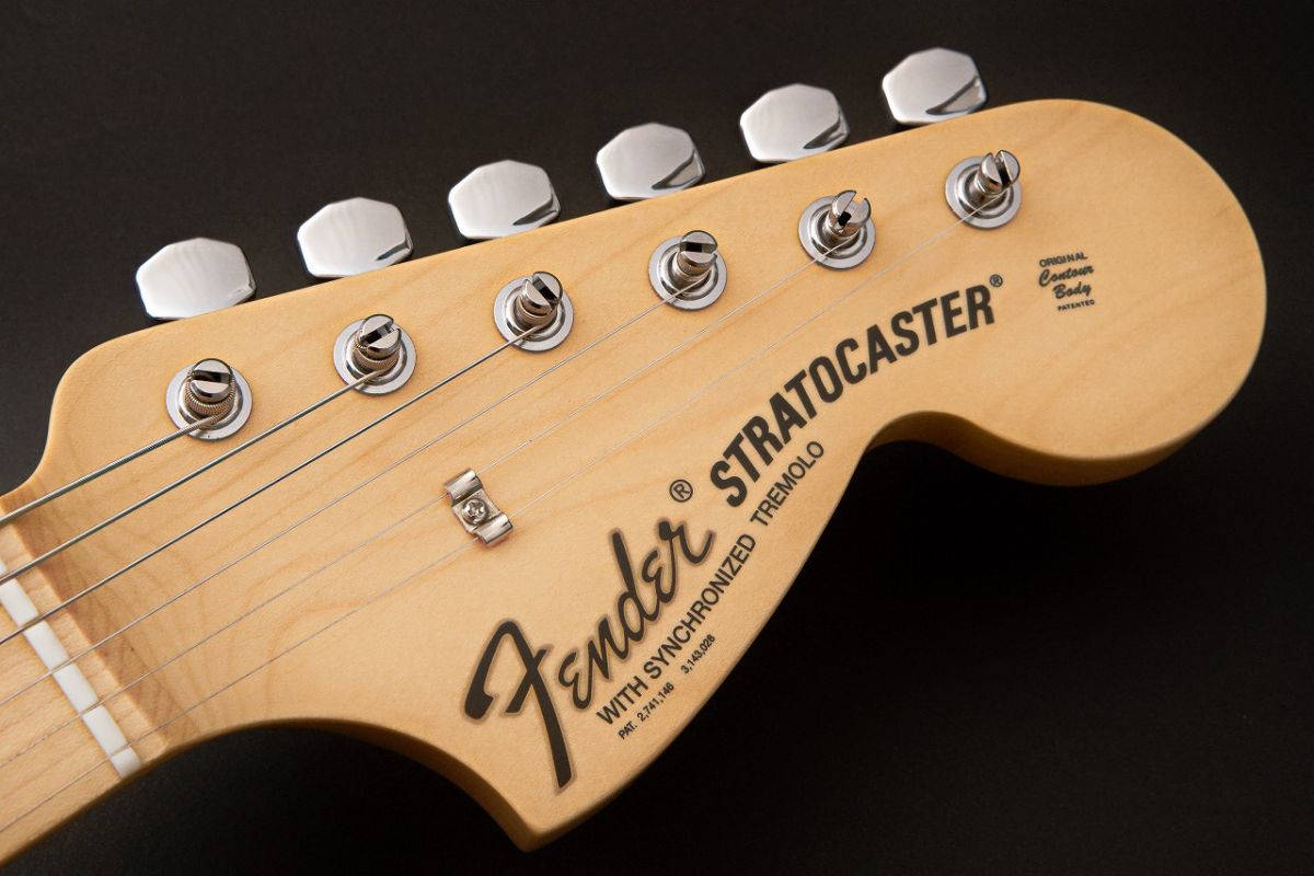 Made in Japan Limited Stratocaster -Blue Flower