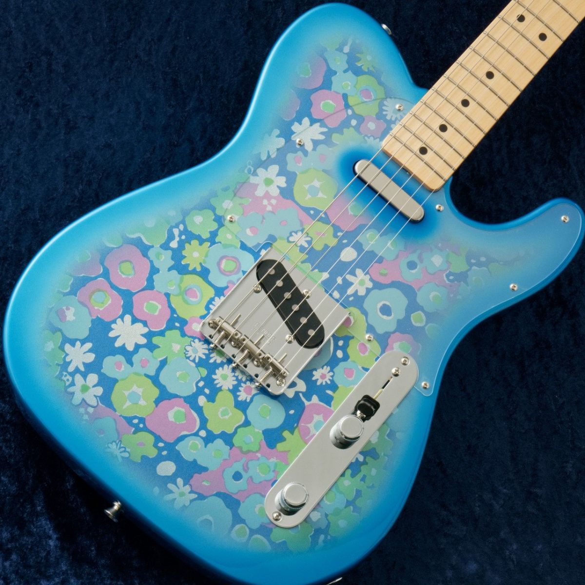 ギター Fender Japan Blue Flower Telecaster original-350.jpg