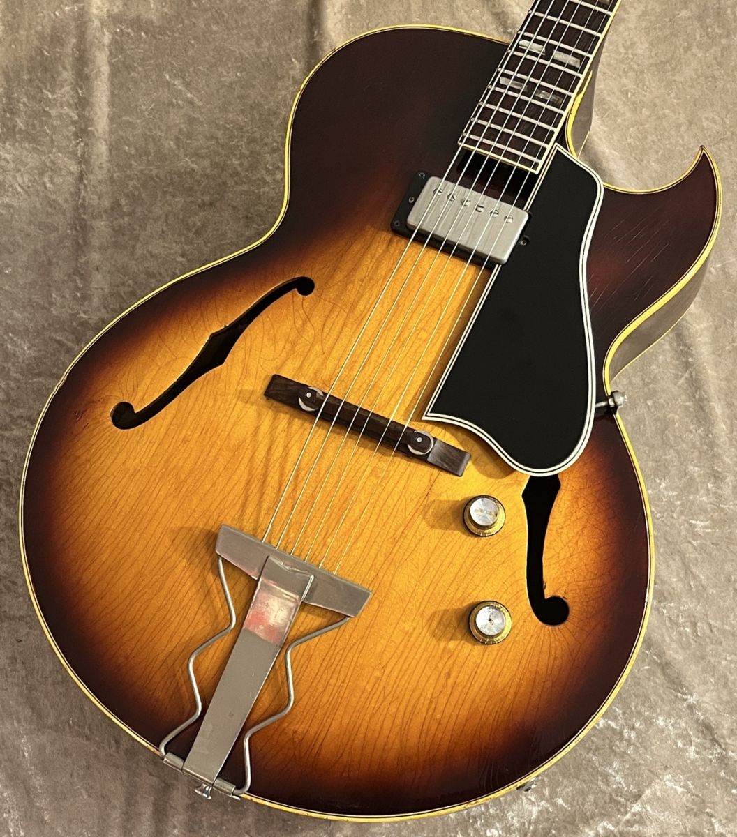 ES-175 Sunburst 1963年製 | 【クロサワ楽器店オンラインショップ