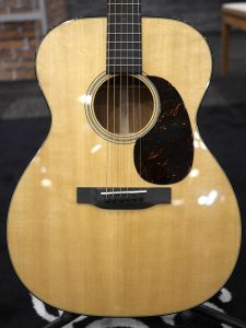 Martin、その他ボディサイズのアコースティックギター検索結果