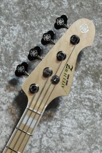 BK4 -Natural #041974 | 【クロサワ楽器店オンラインショップ】いい