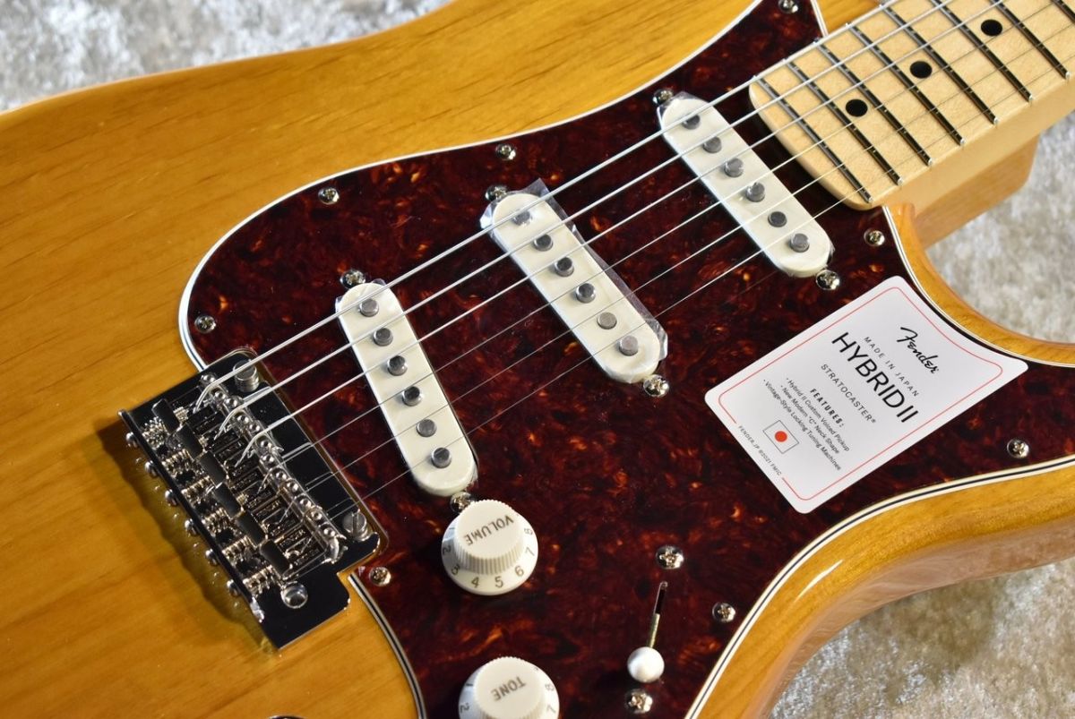 MADE IN JAPAN HYBRID II STRATOCASTER VIntage Natural #JD23032729