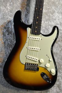 Fender Custom Shop Vintage Custom 1959 Stratocaster N.O.S Wide Black Faded 2TS R141638 【チョイ傷特価、漆黒指板個体】
