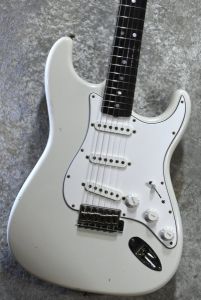 Fender Custom Shop 1969 Stratocaster Journeyman Relic Aged Olympic White CZ586827 【カラーオーダー品】