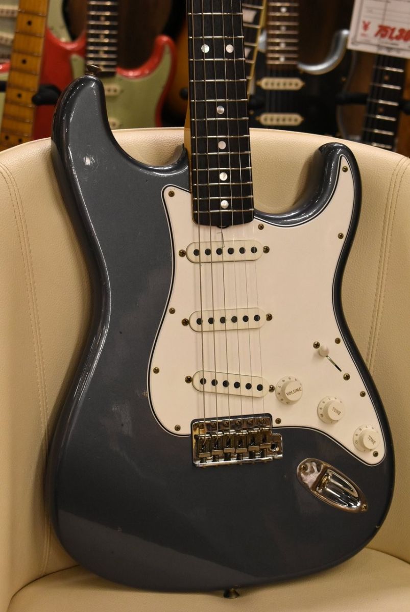 1969 Stratocaster Journeyman Relic Charcoal Frost Metallic