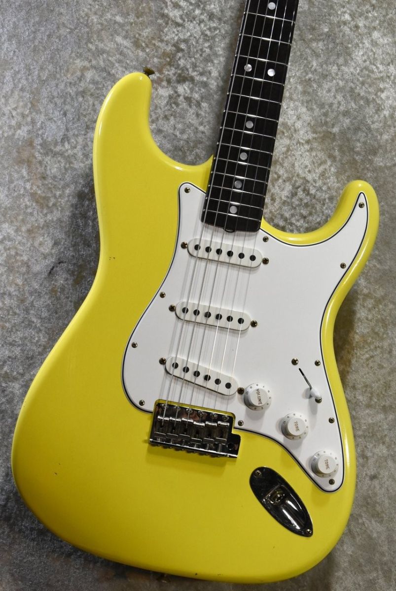 最終価格Fender カスタムショップ　ストラトキャスター　グラフィティイエロー 最終価格Fender カスタムショップ ストラトキャスター グラフィティ