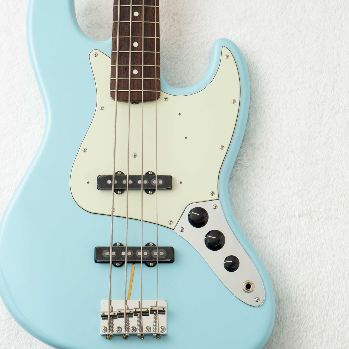 FSR Made in Japan Traditional 60s Jazz Bass Daphne Blue