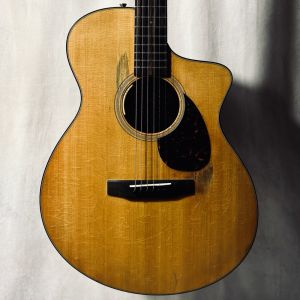 韓国ブランド通販サイト Martin、中古、日本総本店アコースティックギター専門店の商品 ギター