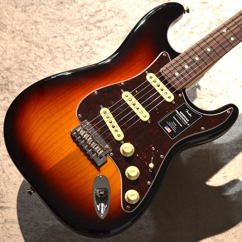 American Professional II Stratocaster Rosewood Fingerboard