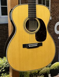 Martin、ハードケースのアコースティックギター検索結果一覧