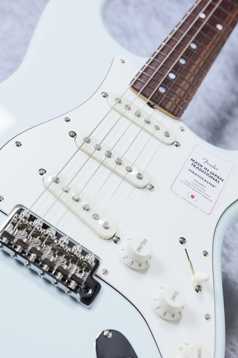 Made in Japan Traditional II Late 60s Stratocaster