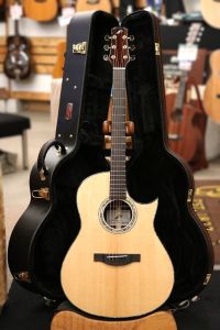 Morris アコースティックギター カッタウェイ　プロトタイプ Morris アコースティックギター カッタウェイ プロトタイプ