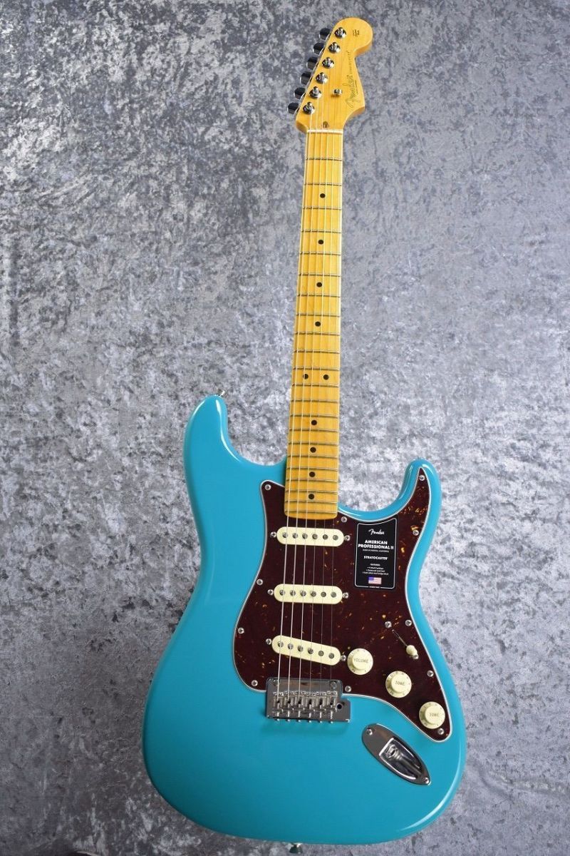 FenderAmericanProfessional IIストラトマイアミブルー American Professional II Stratocaster MN / Miami Blue