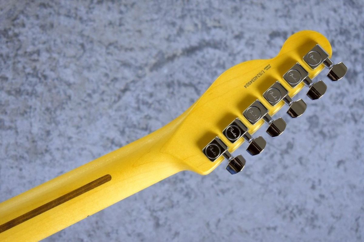 American Professional II Telecaster MN / Butterscotch Blonde