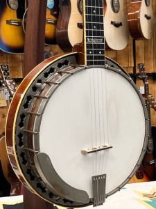 東伯店(琴浦町)】Kasuga(春日楽器) Banjo(5弦バンジョー)を買取