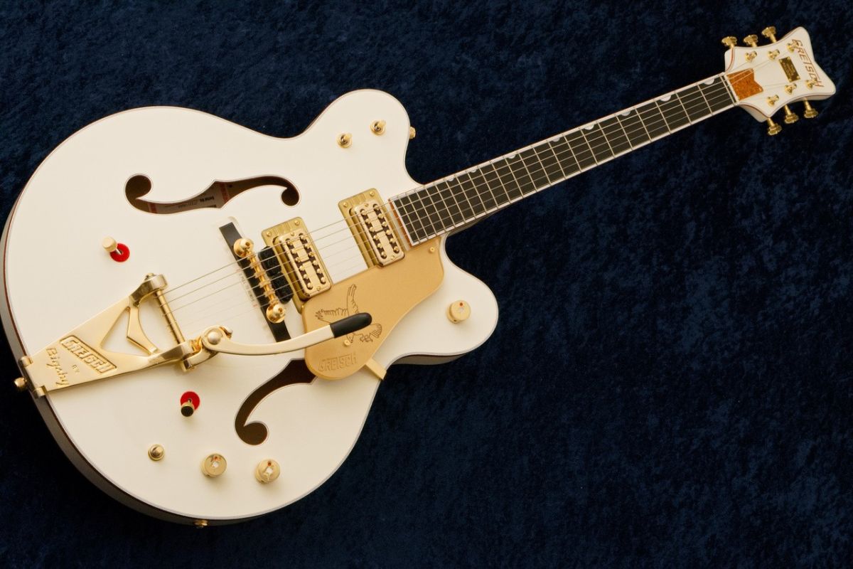 G6136TG-62 Limited Edition '62 Falcon Double-Cut with Bigsby