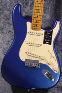 Fender 【クリアランスセール】 American Ultra Stratocaster Cobra Blue #US22044365 【3.69kg】