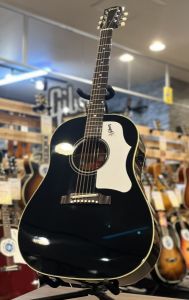 最終価格・希少価値高】Gibson CS J-45 Carlos PU搭載