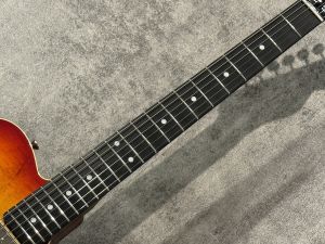 KNTE Semi-Hollow Cherry Sunburst 2022年製 | 【クロサワ楽器店