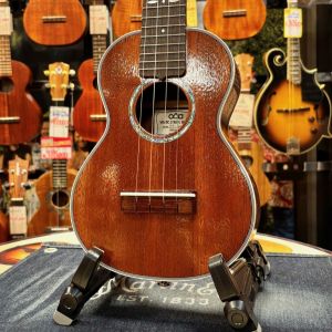 URABE UKULELE (占部) M-40 【ミディアムサイズ】【日本製】